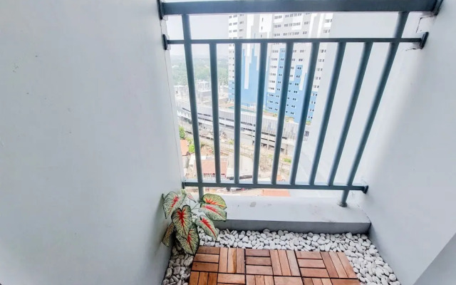 Minimalist And Strategic Studio At Serpong Garden Apartment