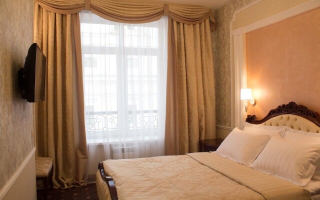 Metropol Hotel