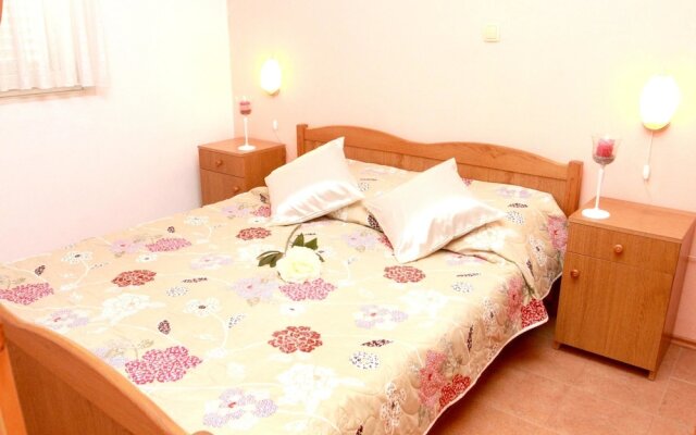 Apartment Milena in Okrug Gornji (Ciovo)