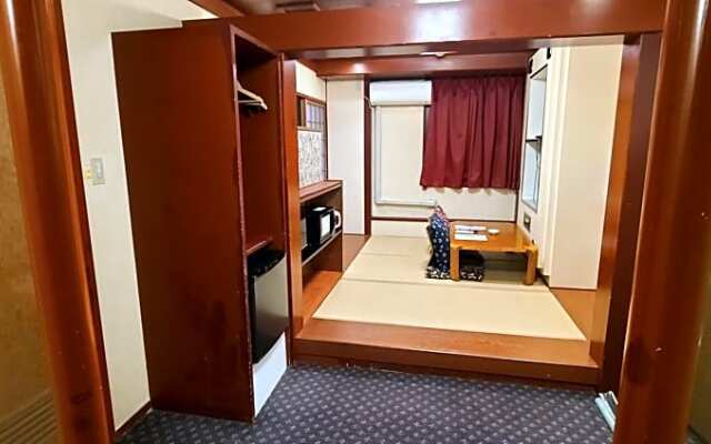 Hotel 24(Twenty four)