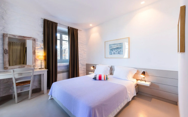 Kea Village Suites & Villas