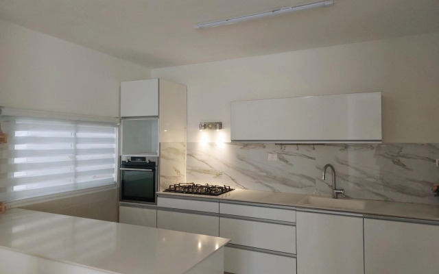 Ashkelon apartment near the beach