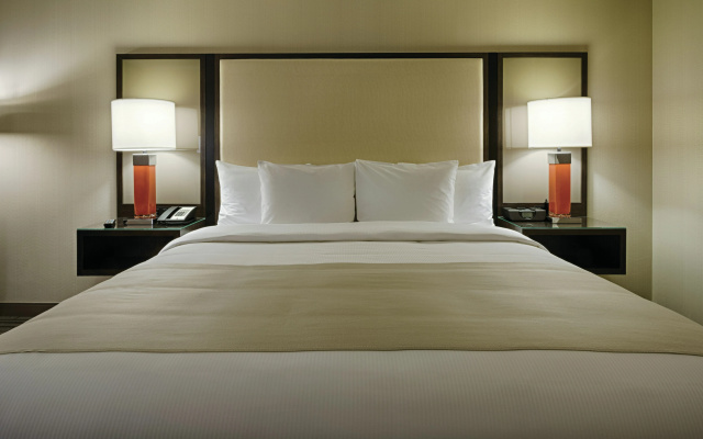 DoubleTree by Hilton Hotel Bristol, Connecticut