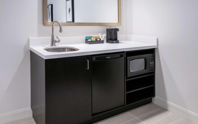 Embassy Suites by Hilton Houston West - Katy