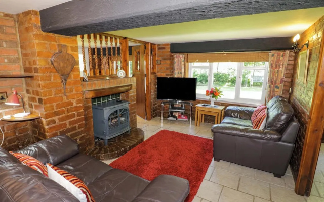 Severn Bank Lodge