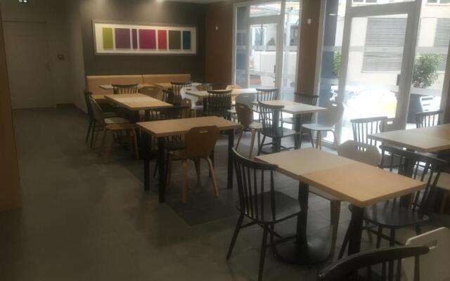 B&B HOTEL Lyon Caluire Cité Internationale