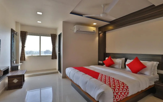 Hotel Meridan Palace By OYO Rooms