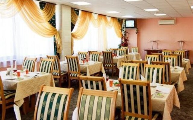 Lastochka Resort