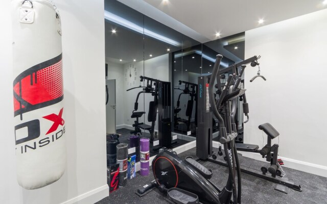 7 41 Luxurious 1 Bed Apt in Notting Hill