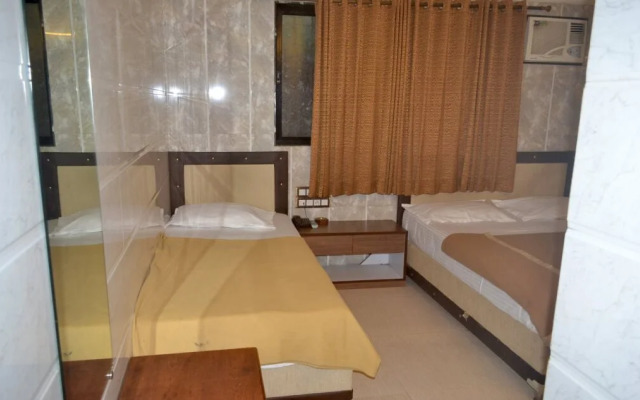 Hotel Rahil Plaza