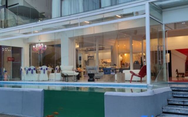 Y Art bnb