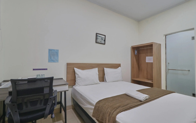 Aranis Hotel