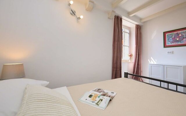 Hedera Estate, Hedera A22