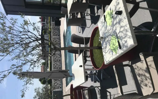 The Originals City, Hôtel Hélios