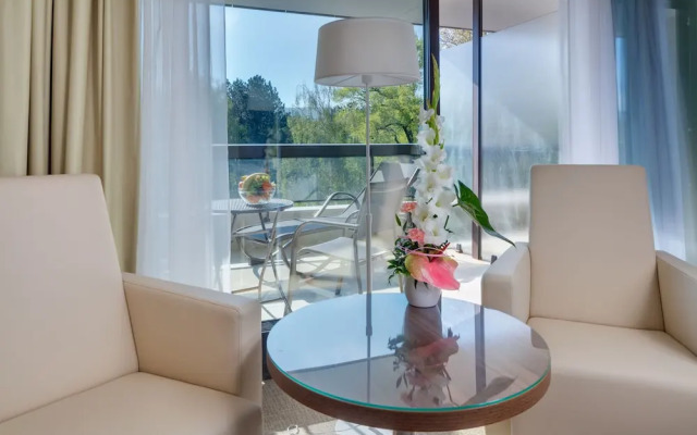 Hotel Balnea Esplanade