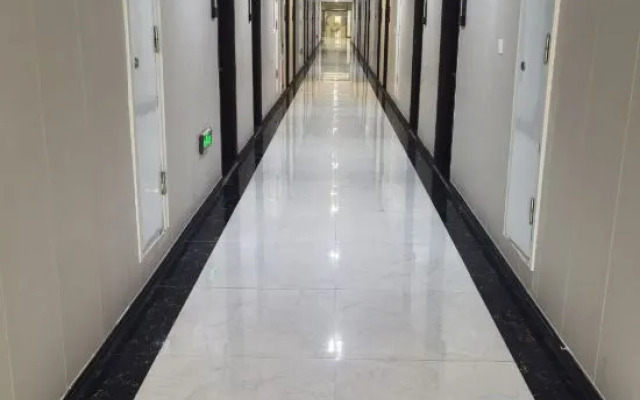 Phoenix Shuicheng Holiday Hotel