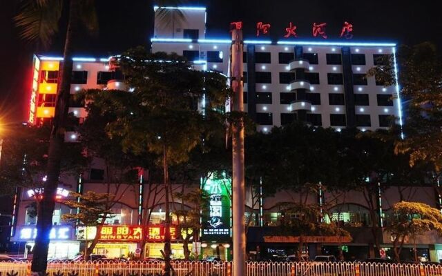 Mingyang Hotel