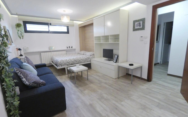 Apart BLANCO para ESQUÍ y ALHAMBRA. Garaje privado