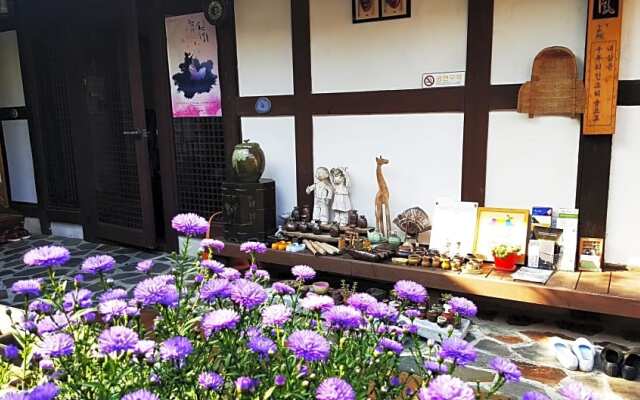 Nokwon Hanok Guesthouse