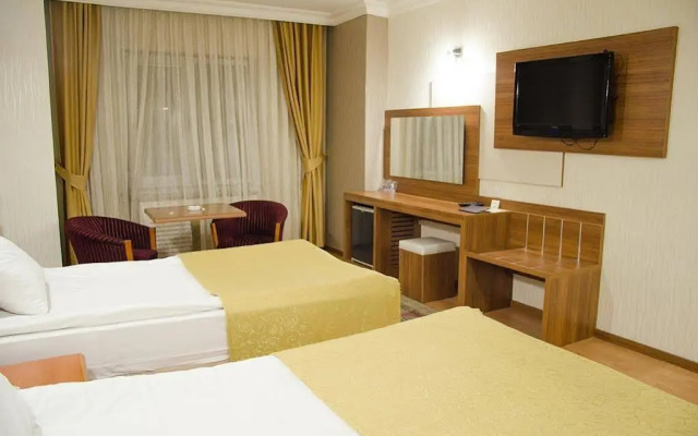 Grand Akkoza Hotel