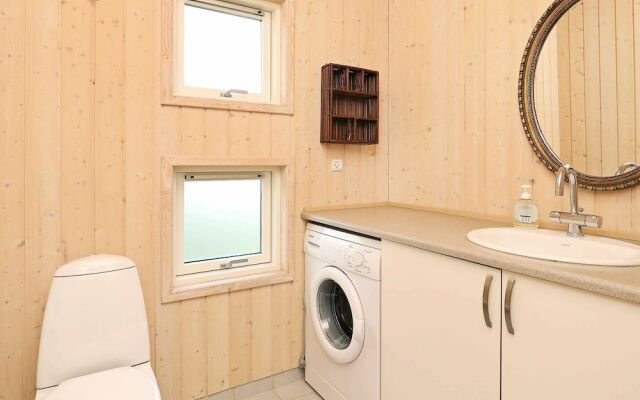Attractive Holiday Home in Asperup With Roofed Terrace