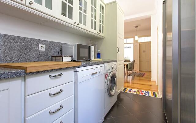 Alfama Typical by Homing