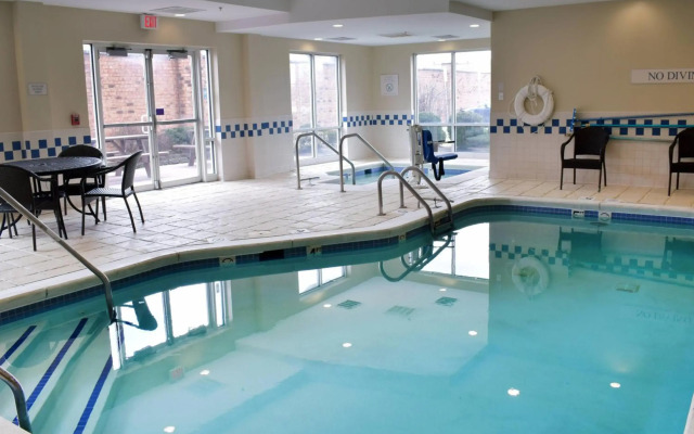 Fairfield Inn and Suites by Marriott Indianapolis East