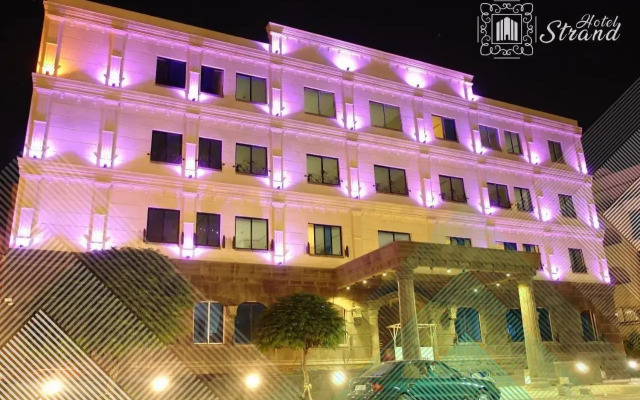 Strand Hotel