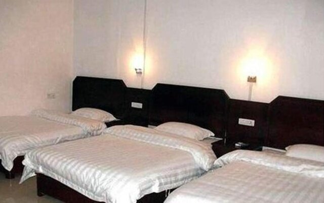 Yangshuo Travellers Land Youth Hostel
