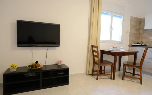 Olga Beach Apartments