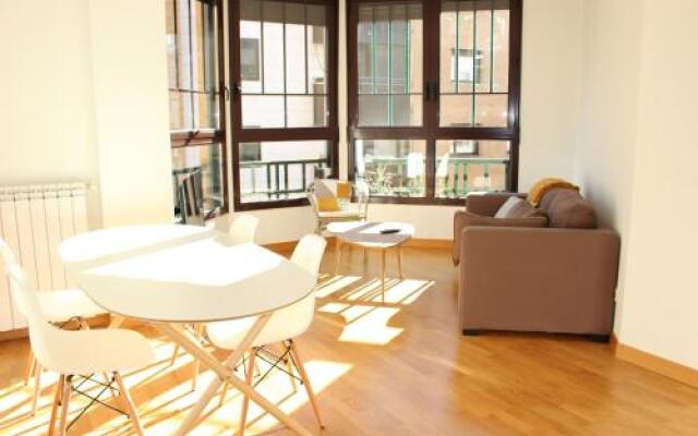 Apartaments Plaza Príncipe Viana
