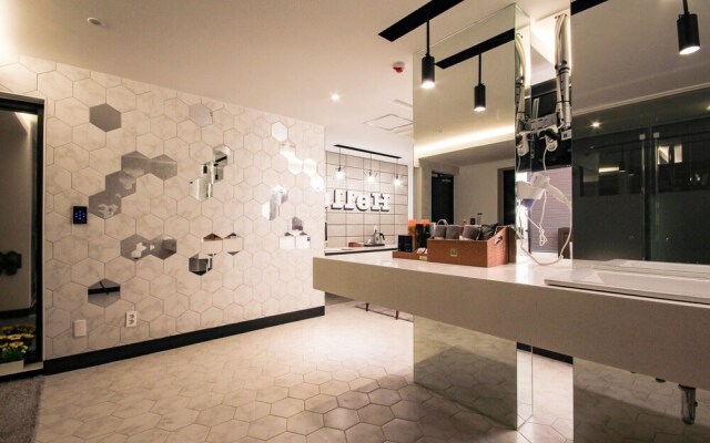 Wanju Five Drive Self Check-in Motel