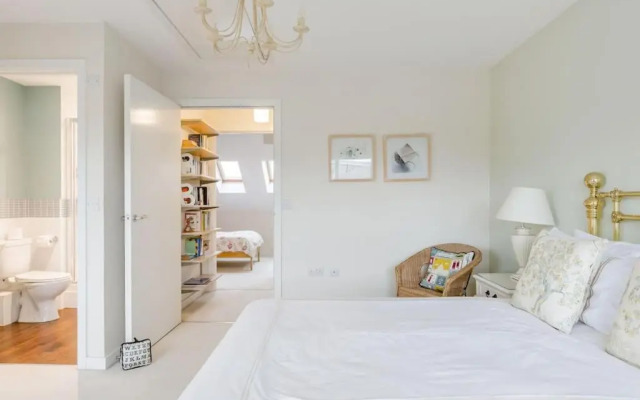 Sunnybank House in North Epsom