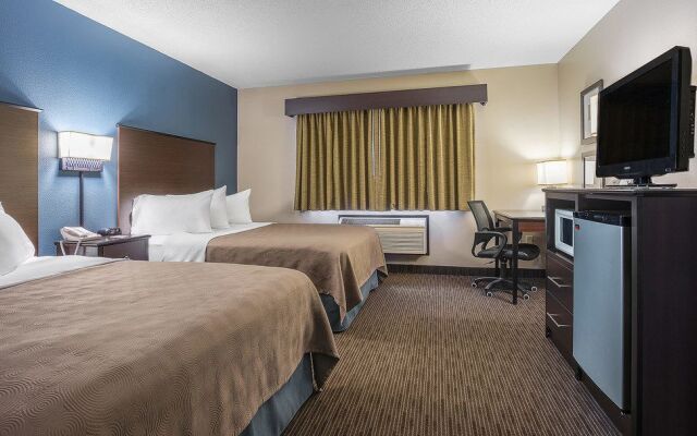 AmericInn Hotel & Suites Mounds View