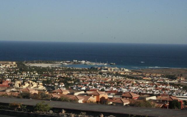 Fuerte Holiday Caleta Grandes Vistas