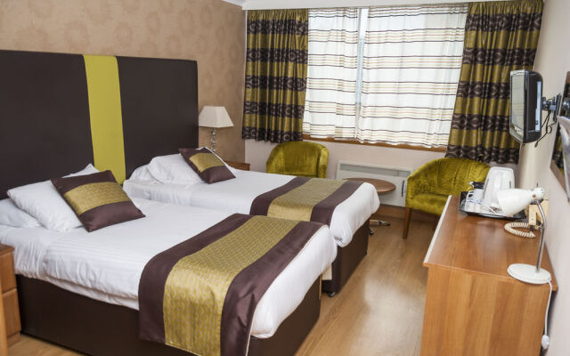 Rowantree Hotel