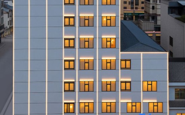 Vienna Hotel (Guangnan High-Speed Rail Station Branch – Exterior – Guangnan