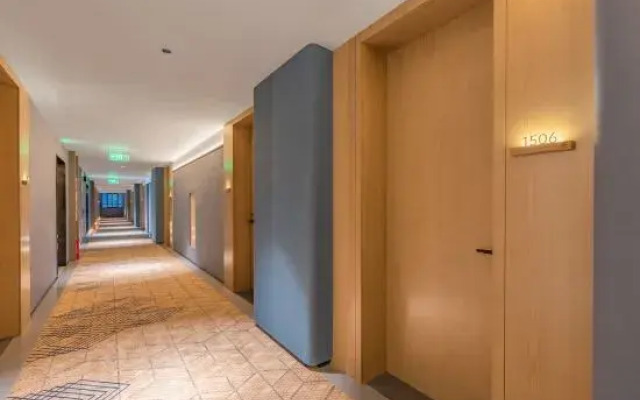 Yuesen Yizhi Hotel (Lianhu Branch, College of Arts and Sciences)