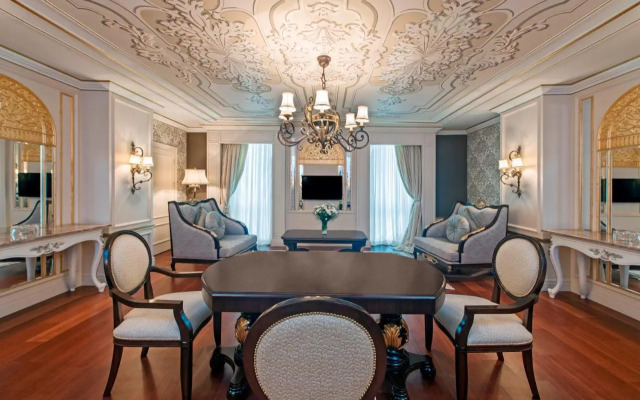 Elite World Van Hotel 5*