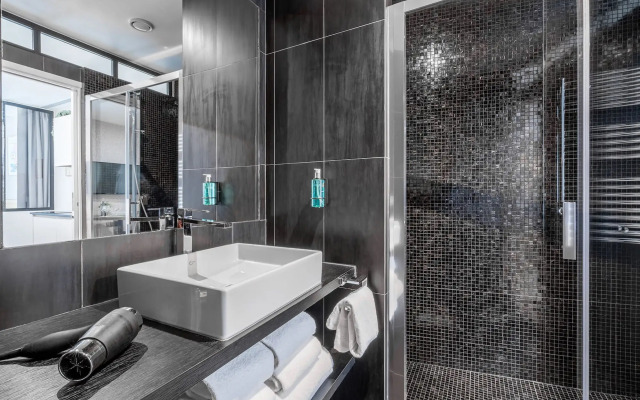 Yuna Les Halles - Serviced Apartments