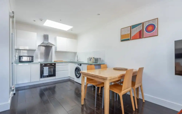 Islington Charm 1BR Essex Road
