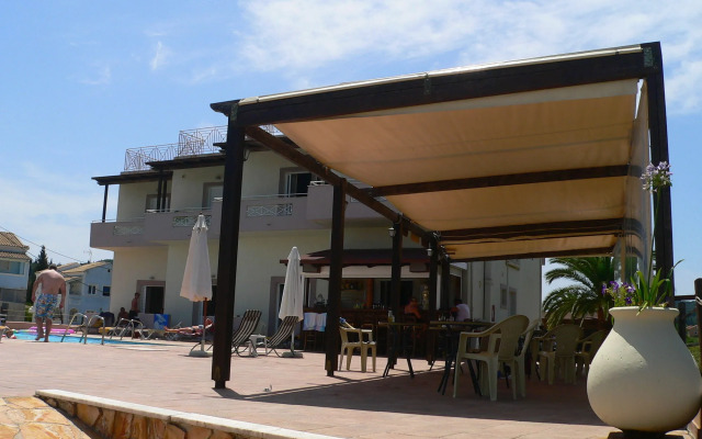 Corfu Inn