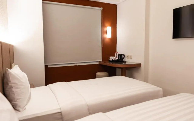 Omar Hotel Tangerang