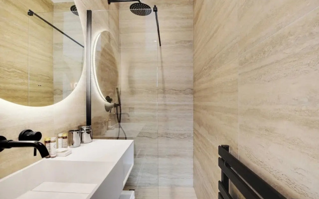 Newly Refurbished Flat in Heart of 18th District