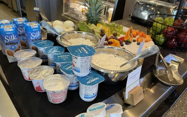 Holiday Inn Omaha Southwest