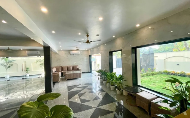 Lime Tree Hotel & One BHK Serviced Apartment - Noida Sector 50 Metro — фото 2