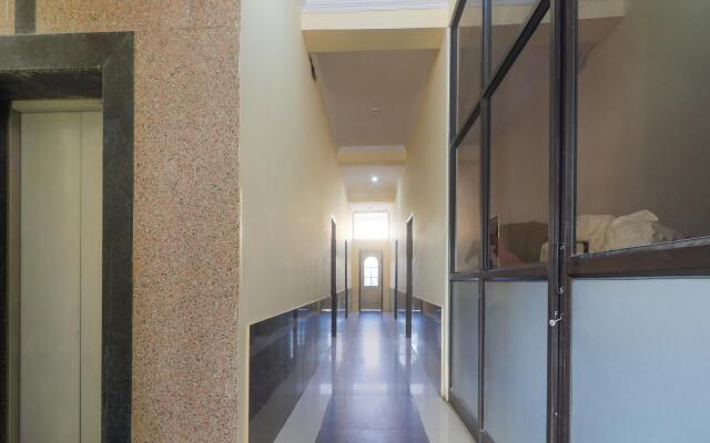 OYO 24575 Hotel Prabhu Villas