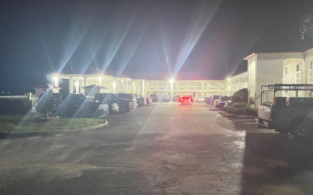 Motel 6 Abbeville, AL