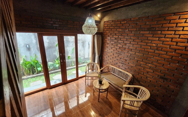 Jineng Guest House By The Swand