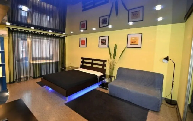 Apartment Megapolis On Koltsovskaya 30A